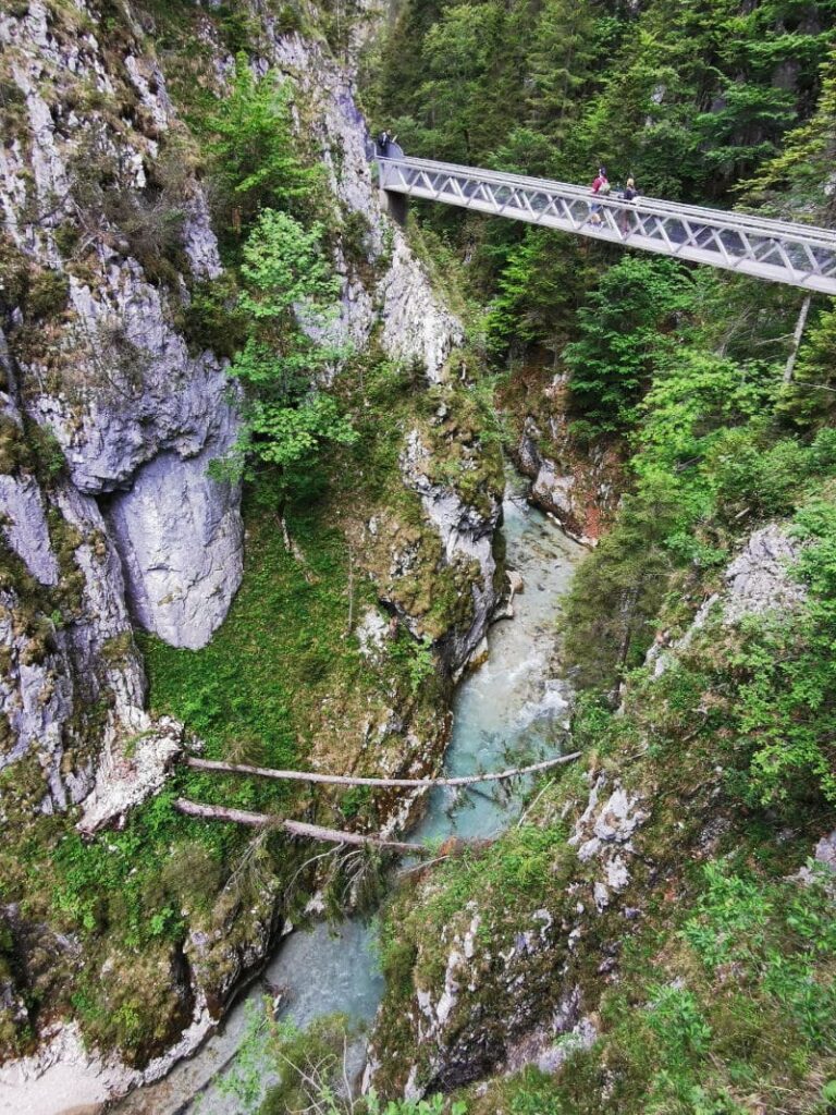 Die Höllbrücke in der Leutaschklamm